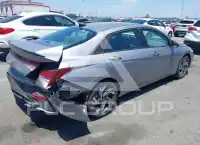 2025 Hyundai Elantra фото