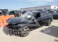 2025 Hyundai Elantra photo