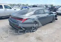 2025 Hyundai Elantra фото