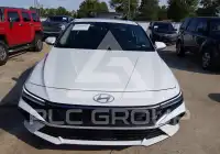 2025 Hyundai Elantra фото