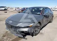 2025 Hyundai Elantra фото