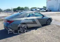 2025 Hyundai Elantra photo