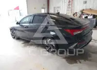 2025 Hyundai Elantra фото