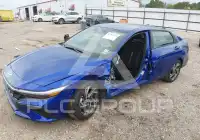 2025 Hyundai Elantra photo