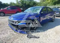 2025 Hyundai Elantra photo