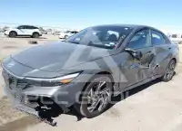 2025 Hyundai Elantra фото