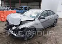 2025 Hyundai Elantra фото