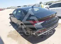 2025 Hyundai Elantra фото