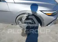 2025 Hyundai Elantra photo
