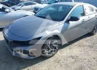 2025 Hyundai Elantra photo