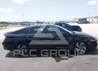 2025 Hyundai Elantra фото