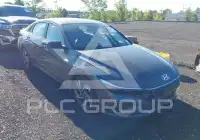 2025 Hyundai Elantra фото