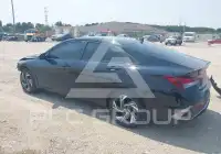 2025 Hyundai Elantra photo