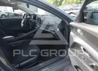 2025 Hyundai Elantra фото