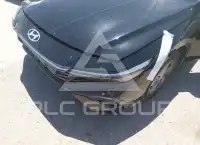 2025 Hyundai Elantra фото