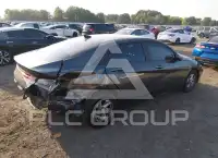 2025 Hyundai Elantra фото