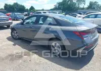 2025 Hyundai Elantra photo
