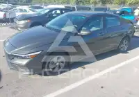 2025 Hyundai Elantra photo