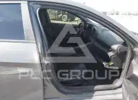 2025 Hyundai Elantra фото