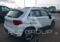 2025 Hyundai Venue фото