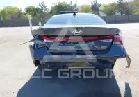 2025 Hyundai Elantra фото