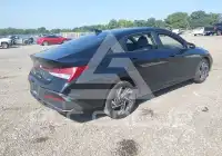 2025 Hyundai Elantra photo