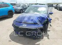 2025 Hyundai Elantra фото