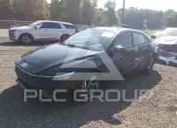 2025 Hyundai Elantra photo