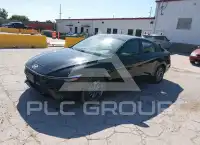 2025 Hyundai Elantra photo