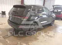 2025 Volkswagen Taos photo