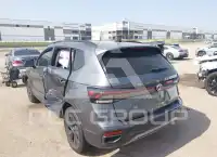 2025 Volkswagen Taos photo