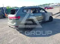 2025 Volkswagen Atlas photo