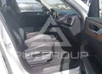 2025 Volkswagen Atlas photo