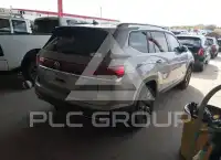 2025 Volkswagen Atlas photo