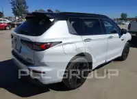 2026 Mitsubishi OUTLANDER фото