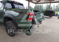 2026 Nissan FRONTIER photo
