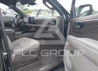 2026 Chevrolet Suburan photo