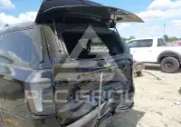2026 Chevrolet Suburan photo