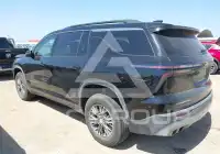 2026 Chevrolet TRAVERSE фото