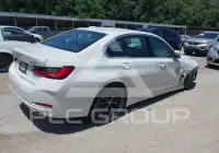 2026 BMW 330 фото