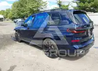 2026 BMW X7 фото