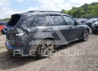 2026 BMW X7 фото