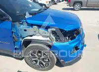 2026 Jeep COMPASS фото
