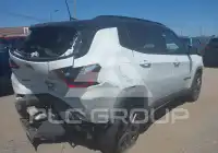 2026 Jeep COMPASS фото