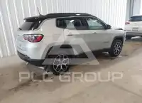 2026 Jeep COMPASS фото