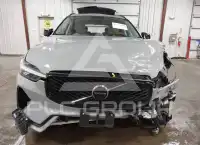 2026 Volvo XC60 фото