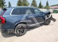 2026 Volvo XC90 фото