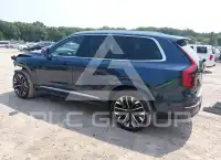 2026 Volvo XC90 фото