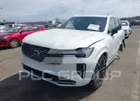 2026 Volvo XC90 фото
