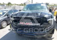 2026 GMC Sierra photo